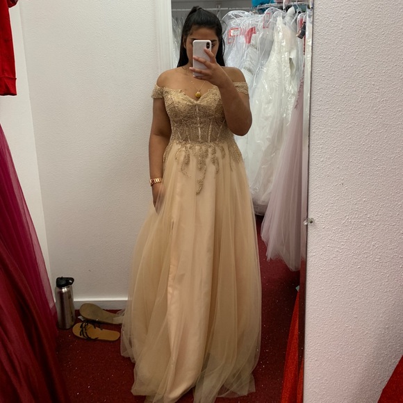Prom dress